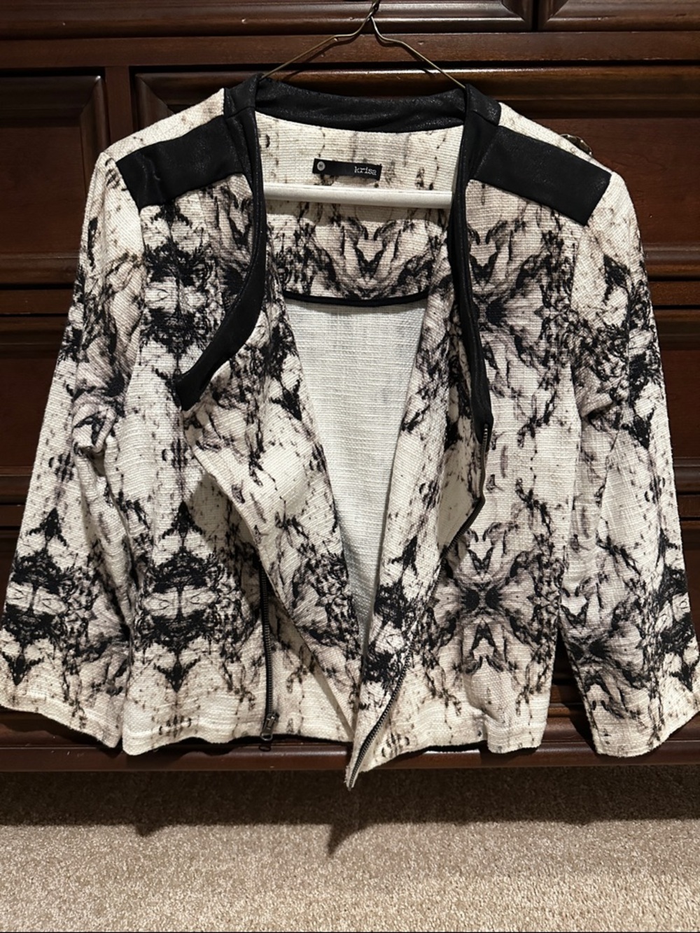 Krisa Black & White Patterned side zip Blazer